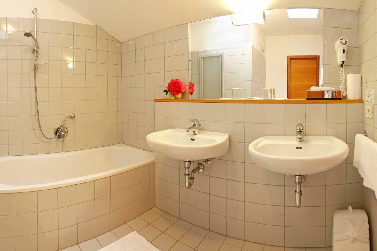 Hotel Tiroler Kreuz Zewnętrze zdjęcie